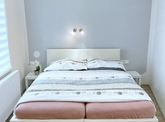 U Namesti Апартаменты *